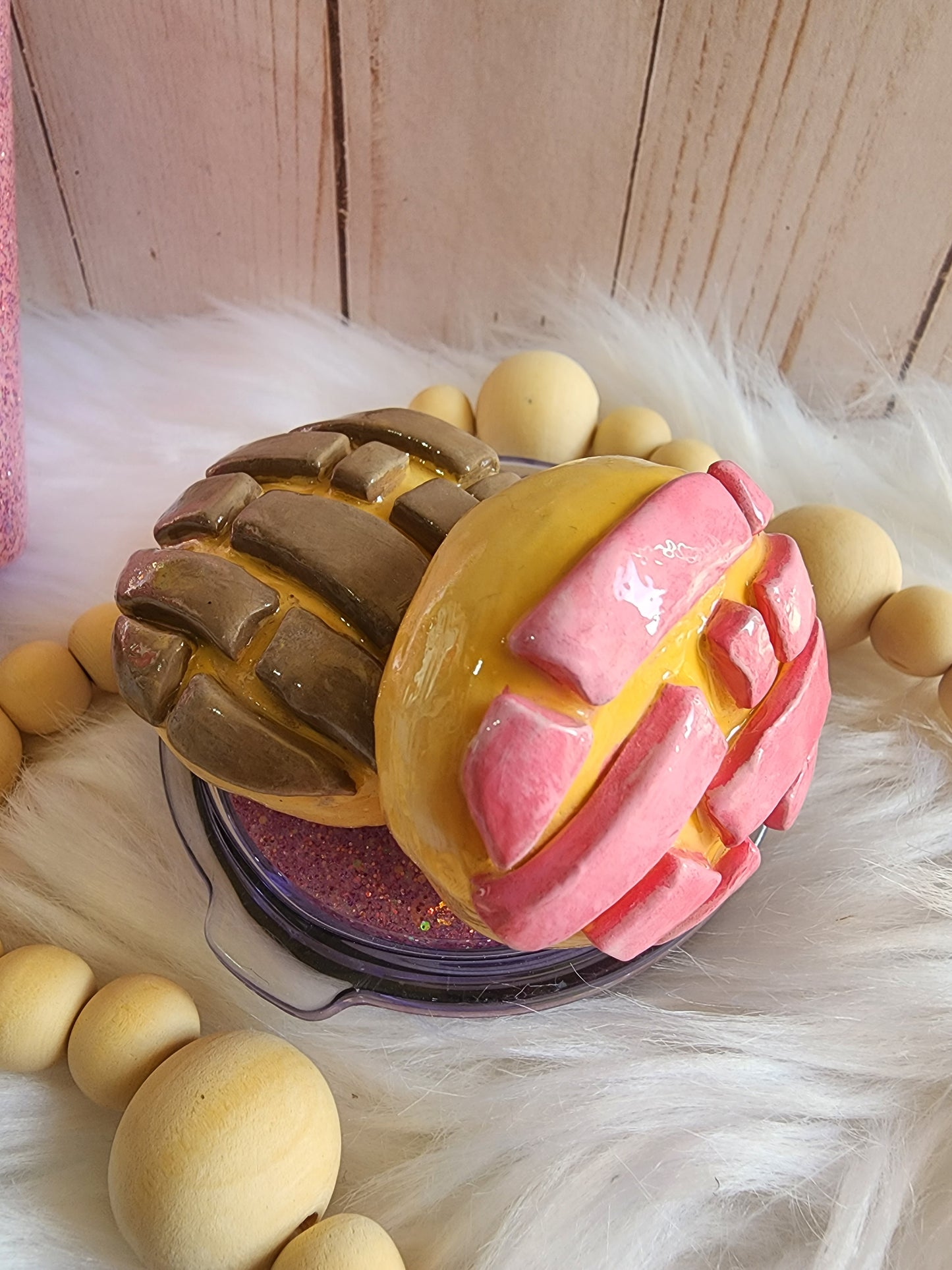 Conchas and cucuys lowball 10oz tumbler with concha topper